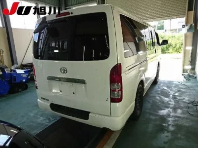 Toyota REGIUS ACE VAN