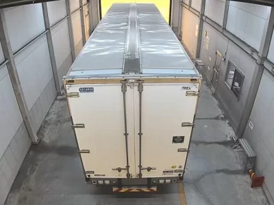 Isuzu TRUCK