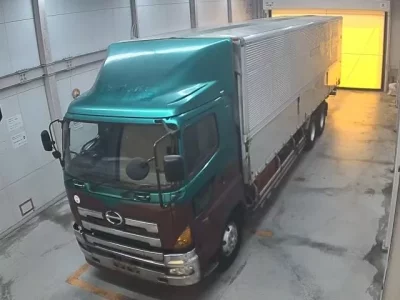 Hino TRUCK