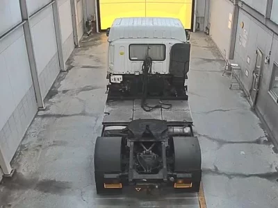 Isuzu TRUCK