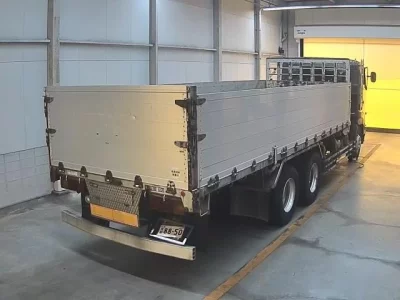 Hino TRUCK
