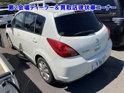 Nissan TIIDA