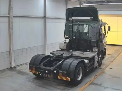 Isuzu TRUCK