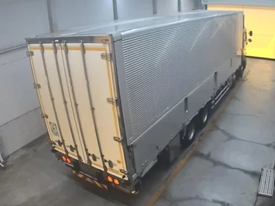 Hino TRUCK