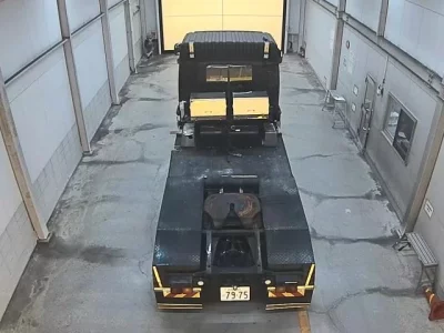 Isuzu TRUCK