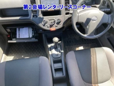Nissan AD