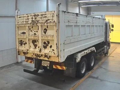 Hino TRUCK