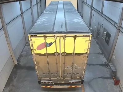 Isuzu TRUCK