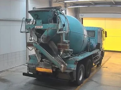 Hino TRUCK