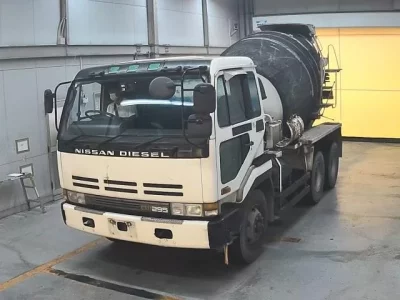 Nissan UD SERIES