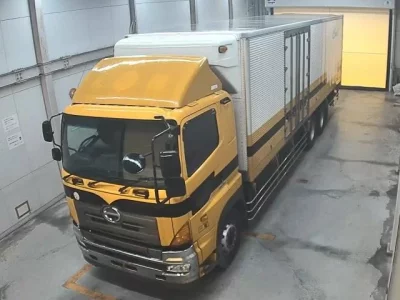 Hino TRUCK