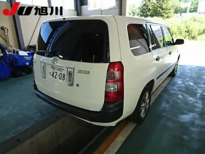 Toyota SUCCEED