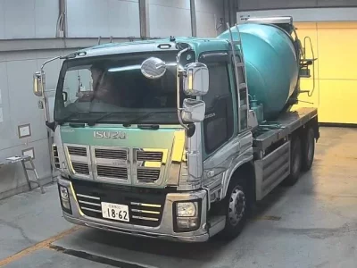 Isuzu TRUCK