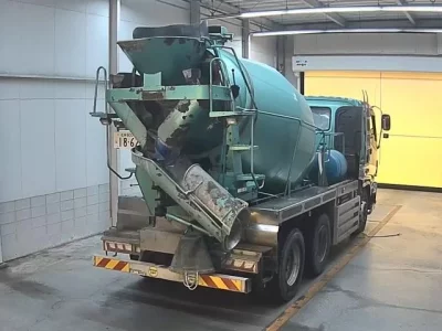 Isuzu TRUCK