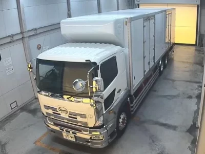 Hino TRUCK