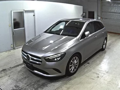 Mercedes-Benz B CLASS