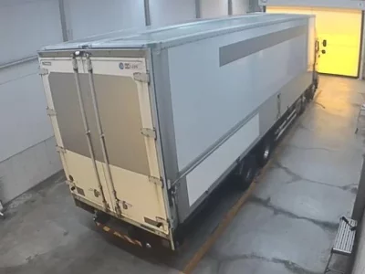 Hino TRUCK
