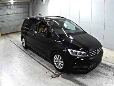 Volkswagen GOLF TOURAN
