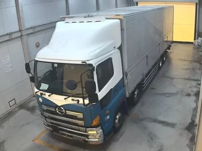 Hino TRUCK