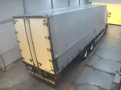 Hino TRUCK