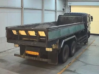 Isuzu TRUCK
