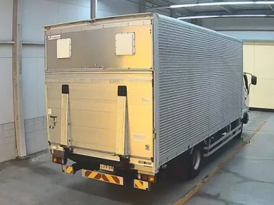 Mitsubishi FUSO FIGHTER