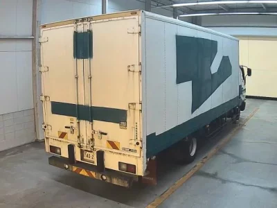 Mitsubishi FUSO FIGHTER