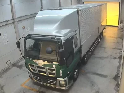 Isuzu TRUCK