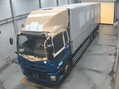 Isuzu TRUCK
