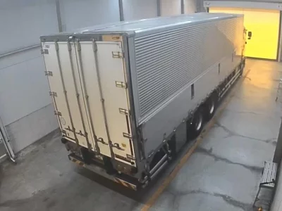 Isuzu TRUCK