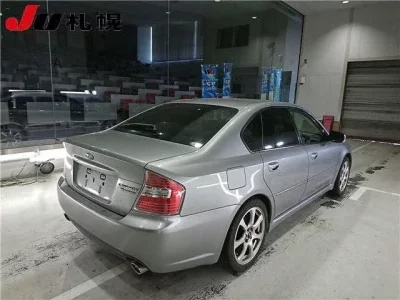 Subaru LEGACY B4