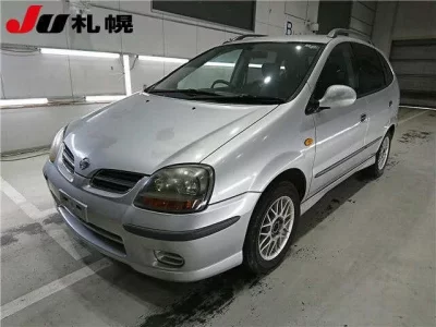 Nissan TINO