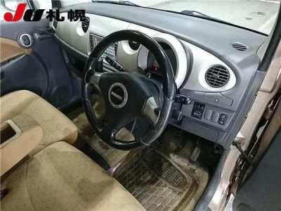 Daihatsu MOVE LATTE