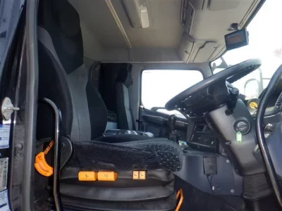Hino TRUCK