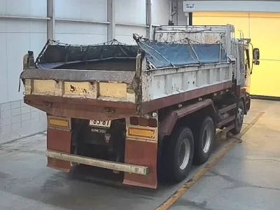 Isuzu TRUCK
