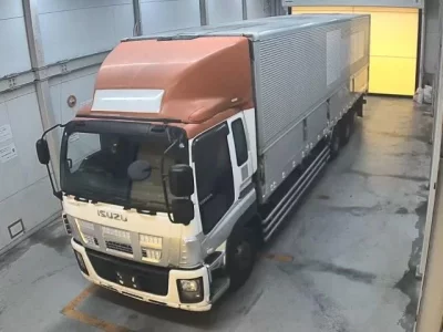 Isuzu TRUCK