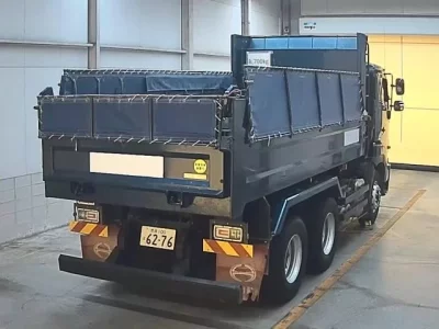 Hino TRUCK