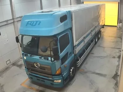 Hino TRUCK