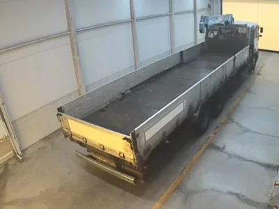 Hino TRUCK