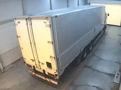 Isuzu TRUCK