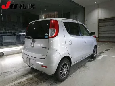 Suzuki MRWAGON