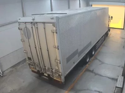 Isuzu TRUCK