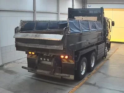 Isuzu TRUCK