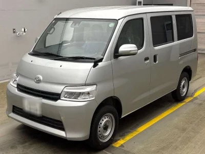 Daihatsu Gran Max