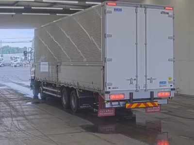Isuzu GIGA