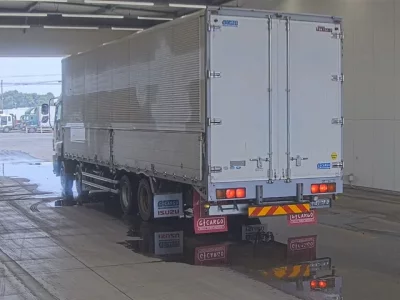 Isuzu GIGA