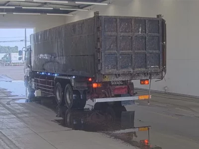 Isuzu GIGA