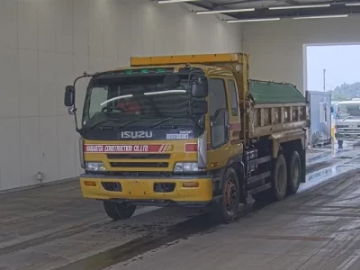 Isuzu GIGA