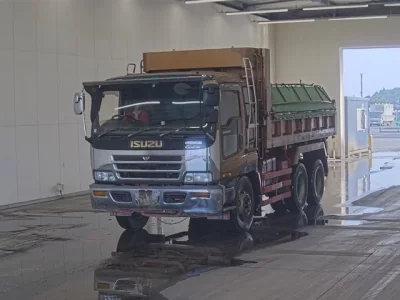 Isuzu GIGA