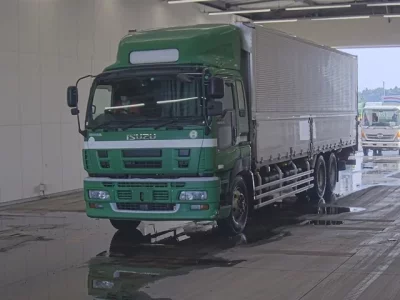 Isuzu GIGA